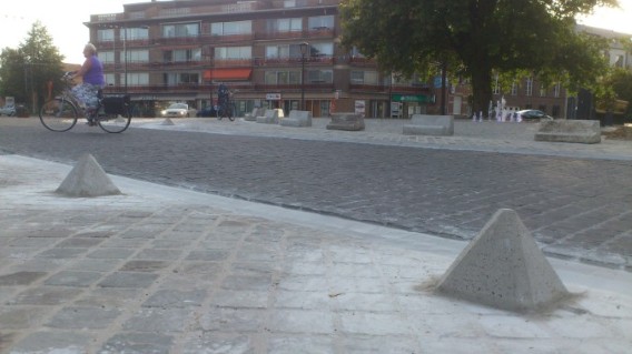piramide paaltjes